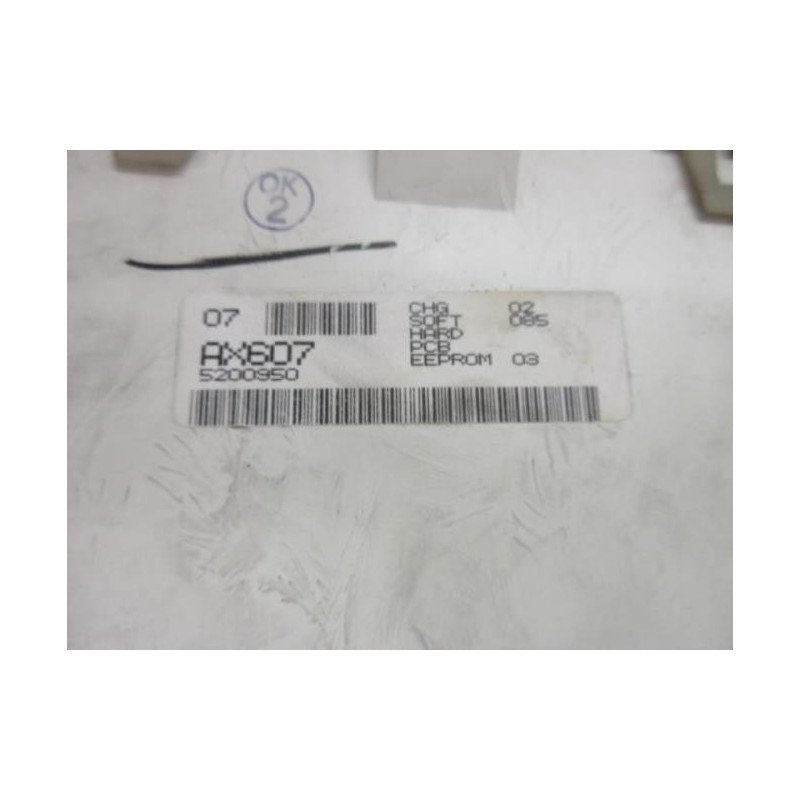 Afficheur Nissan Micra 3 Phase 1 (1)