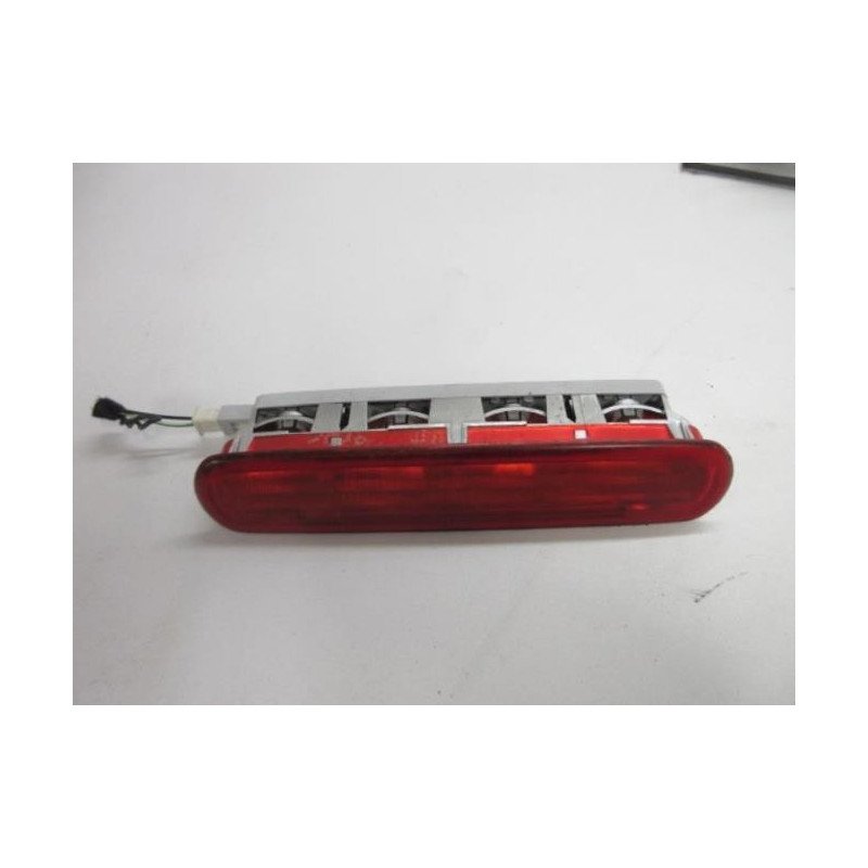 Feu Arriere Stop Central Fiat Doblo 2 Phase 1 (1)