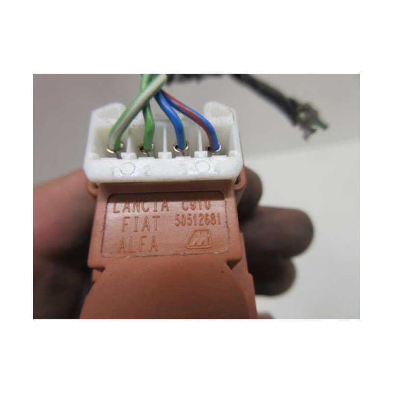 Contacteur Feu Stop Fiat Doblo 2 Phase 1 (1)