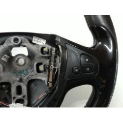 Volant Renault Clio 4 Phase 1 (1)