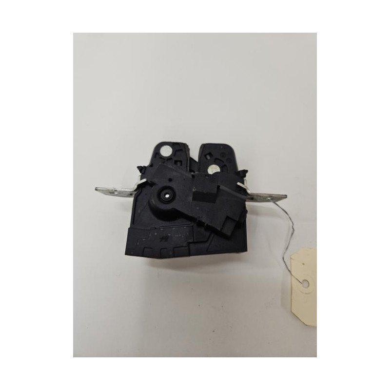 Serrure De Coffre Mercedes Classe A 176 Phase 1 (1)