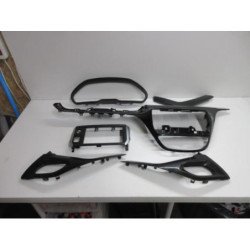 Console Central (interieur Plastique) Peugeot 208 1 Phase 2 (2)