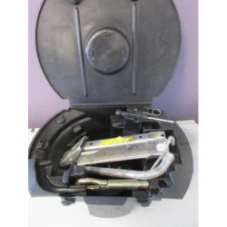 Cric (ensemble Depannage) Volkswagen Polo 4 Phase 1 (2)
