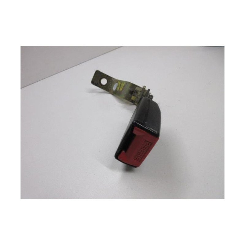 Attache Ceinture Arriere Droit Peugeot 406 Coupe (1)