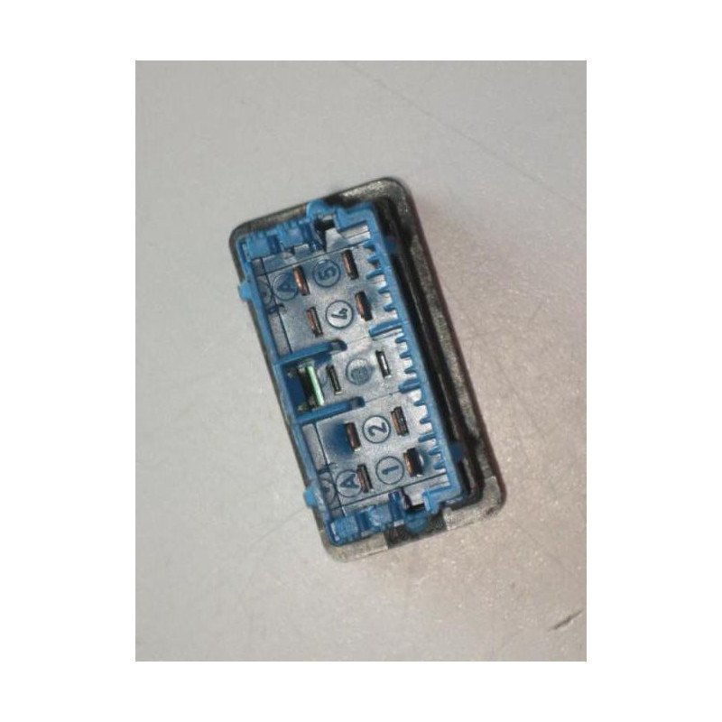 Bouton/interrupteur Citroen Xsara Picasso Phase 2 (1)
