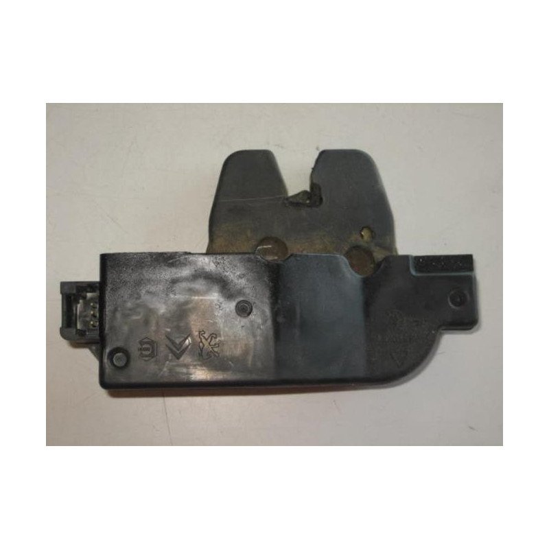 Serrure De Hayon Citroen Xsara Picasso Phase 2 (1)