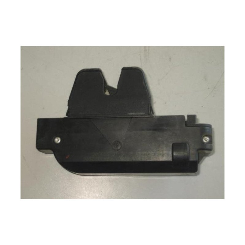 Serrure De Hayon Citroen C3 1 Phase 2 (1)