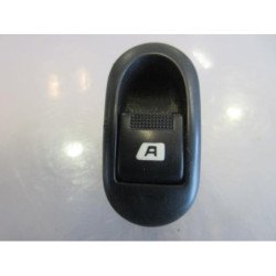 Interrupteur De Leve Vitre Avant Droit Peugeot 1007 (1)