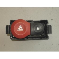 Bouton De Warning Renault Clio 3 Phase 1 (2)