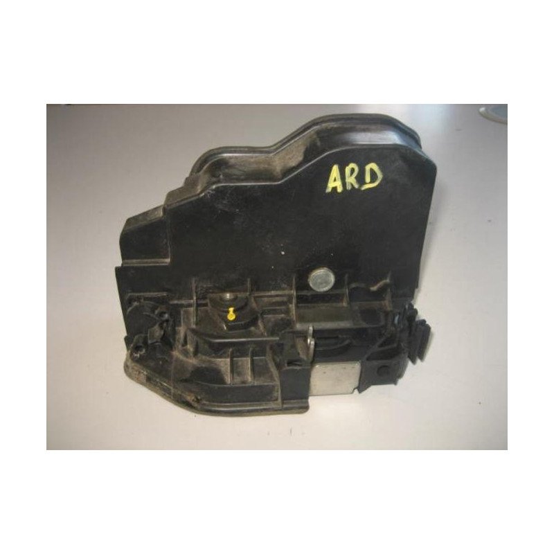 Serrure Arriere Droit Bmw X3 E83 Phase 1 (1)