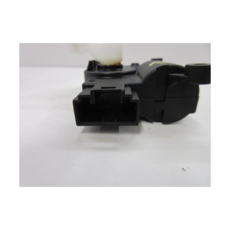 Robinet De Chauffage Peugeot Partner 2 Phase 1 (1)