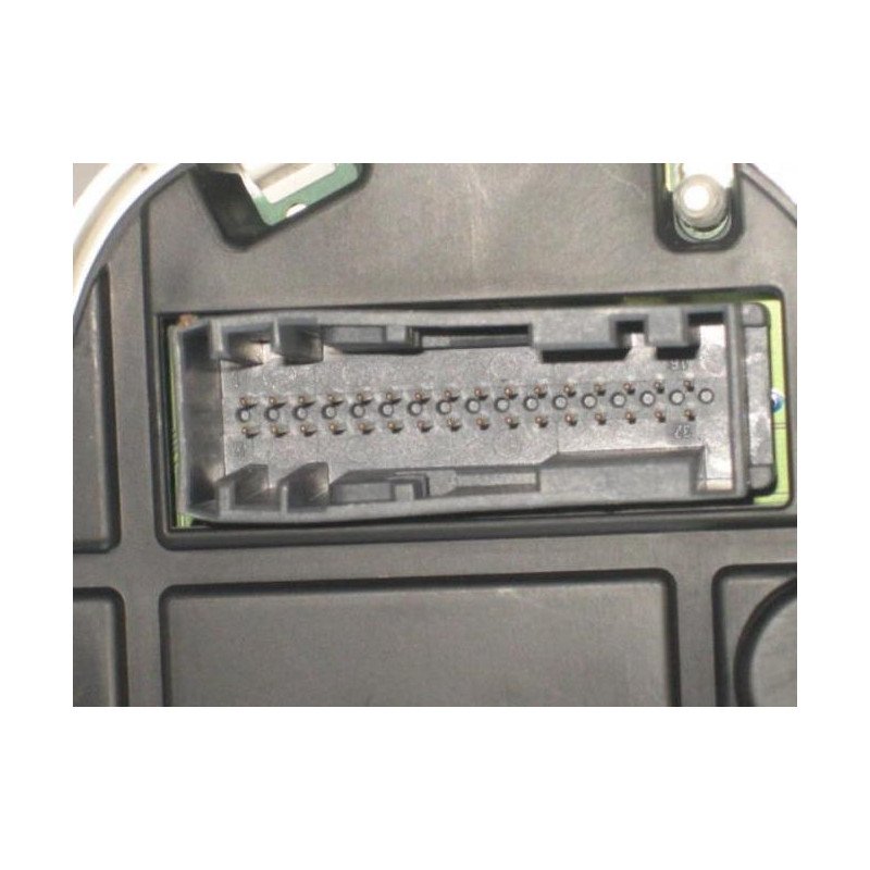 Compteur Ford Fiesta 6 Phase 1 (1)