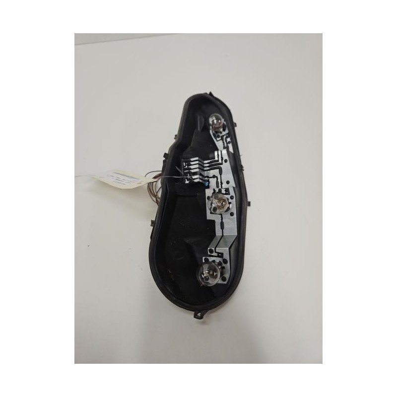 Platine Feu Arriere Droit Peugeot 107 Phase 1 (1)