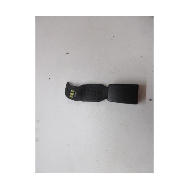 Attache Ceinture Arriere Gauche Bmw Serie 1 E87 Phase 1 (1)