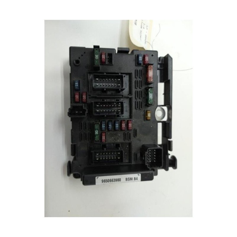 Boitier Servitude Moteur (bsm) Peugeot 206 Phase 2 (1)