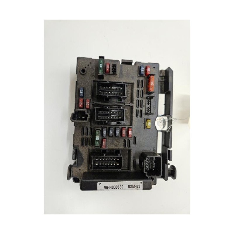 Boitier Servitude Moteur (bsm) Peugeot 406 Phase 2 (1)