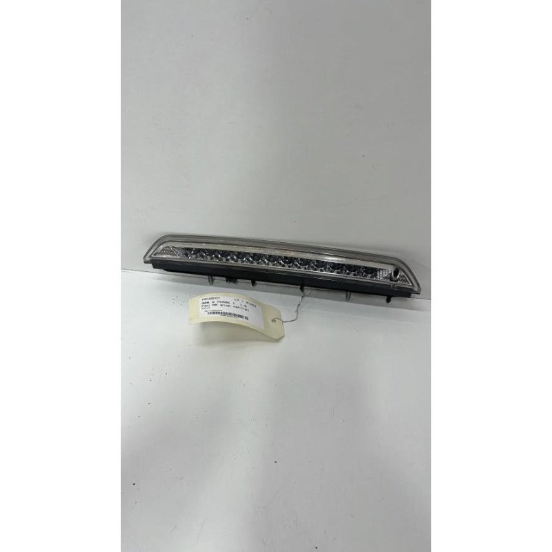 Feu Arriere Stop Central Peugeot 308 2 Phase 1 (1)