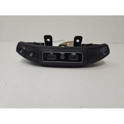 Prise Port Usb Fiat 500x Phase 1 (1)
