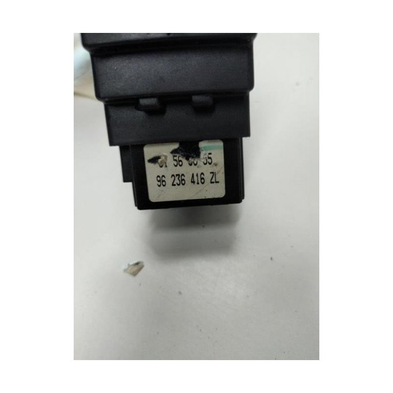 Commodo Phare Citroen Saxo Phase 1 (1)