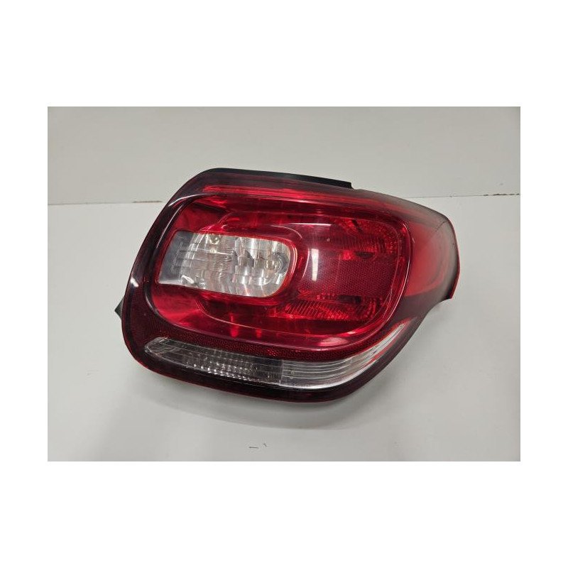 Feu Arriere Principal Droit (feux) Citroen Ds3 Phase 1 (1)