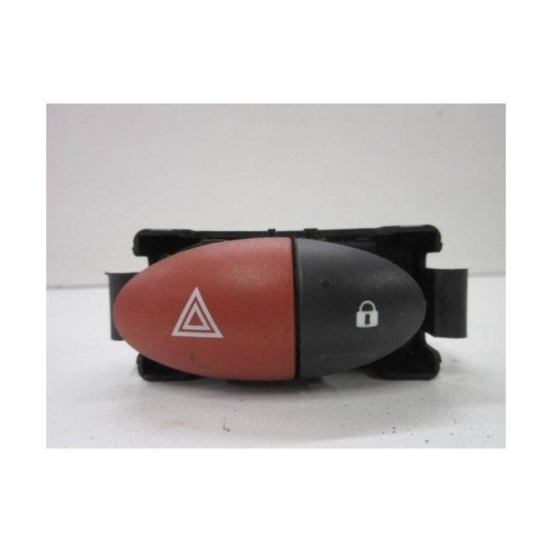 Bouton De Warning Renault Twingo 2 Phase 1 (1)