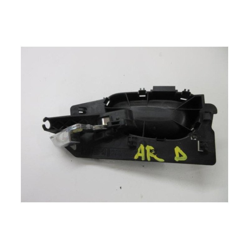 Poignee Interieur Arriere Droit Peugeot 307 Phase 1 Break (1)
