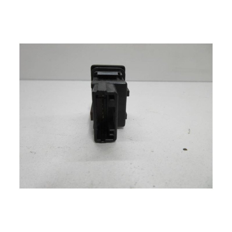 Bouton/interrupteur Toyota Auris 1 Phase 1 (1)