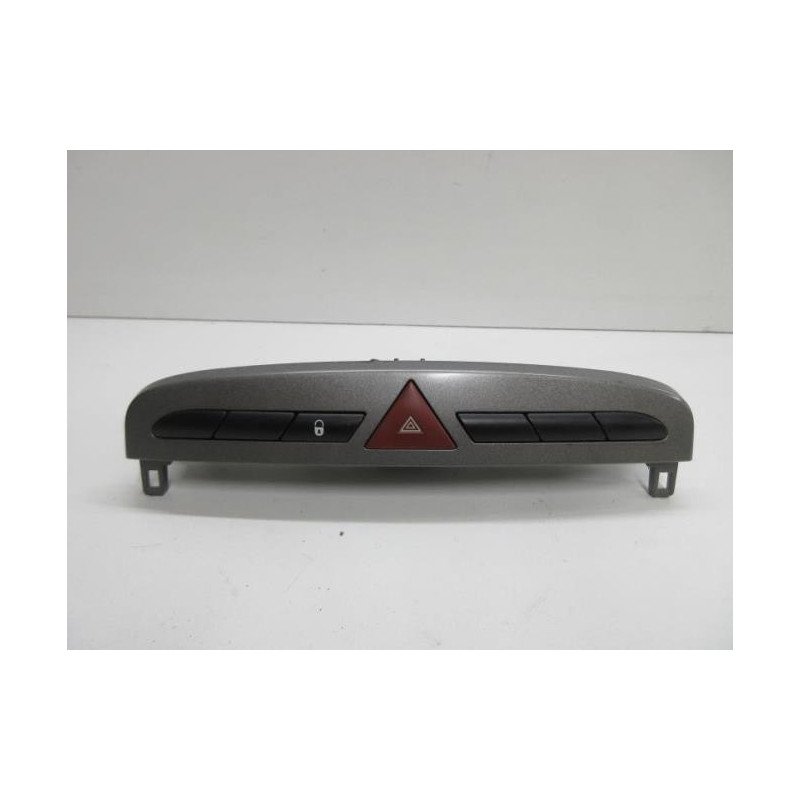 Bouton De Warning Peugeot 308 1 Phase 1 (1)