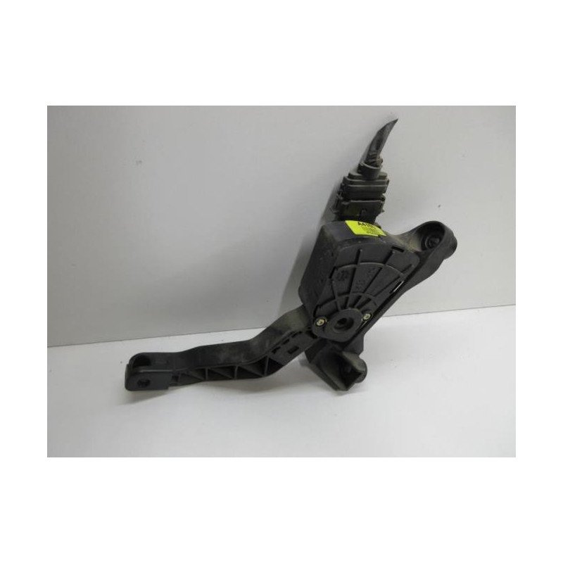 Pedale D'accelerateur Kia Carens 4 Phase 1 (1)