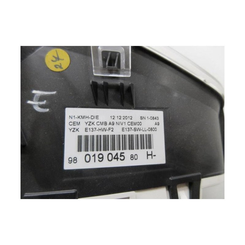Compteur Peugeot 208 1 Phase 1 (1)