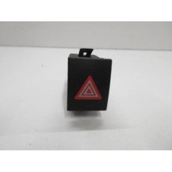 Bouton De Warning Volkswagen Polo 4 Phase 1 (2)