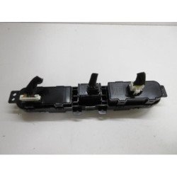 Bouton De Warning Kia Carens 4 Phase 1 (2)