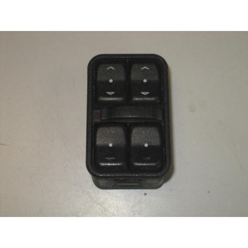 Interrupteur De Leve Vitre Avant Gauche Opel Astra G Break (1)