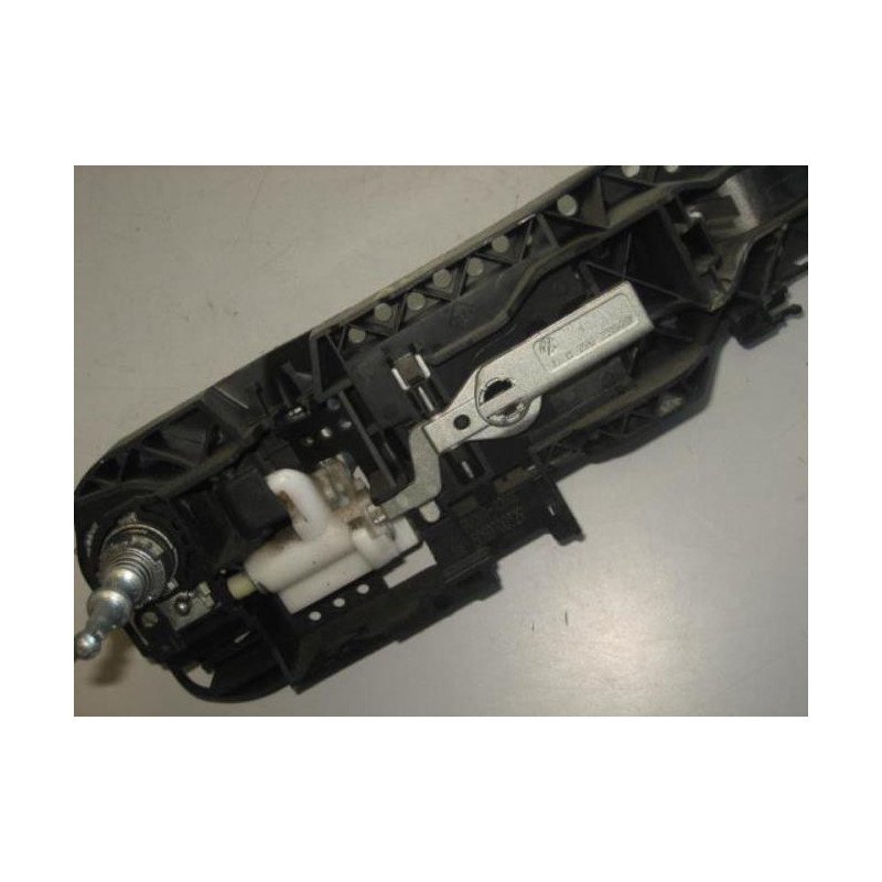Poignee Porte Avant Gauche Renault Megane 3 Phase 1 Coupe (1)