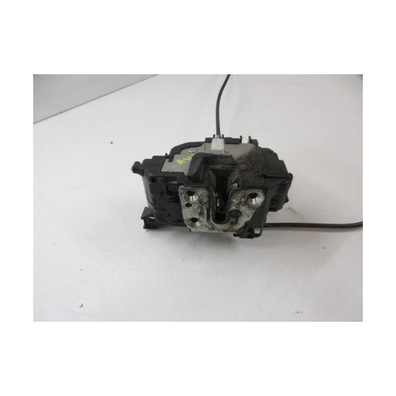 Serrure Avant Droit Renault Clio 3 Phase 1 (1)