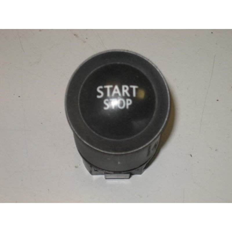 Bouton De Demarrage Renault Megane 2 Phase 1 (1)
