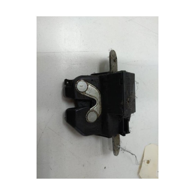 Serrure De Coffre Opel Corsa D Phase 1 (1)
