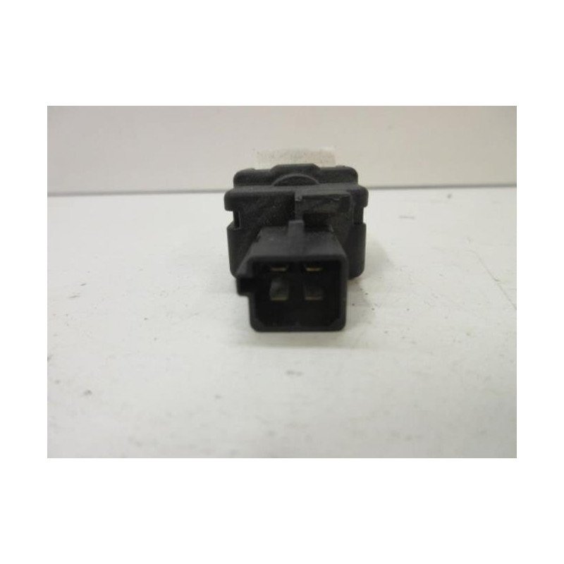 Contacteur Feu Stop Fiat 500 2 Phase 1 (1)