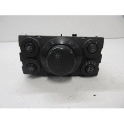 Commodo Phare Opel Astra H Phase 1 Break (1)