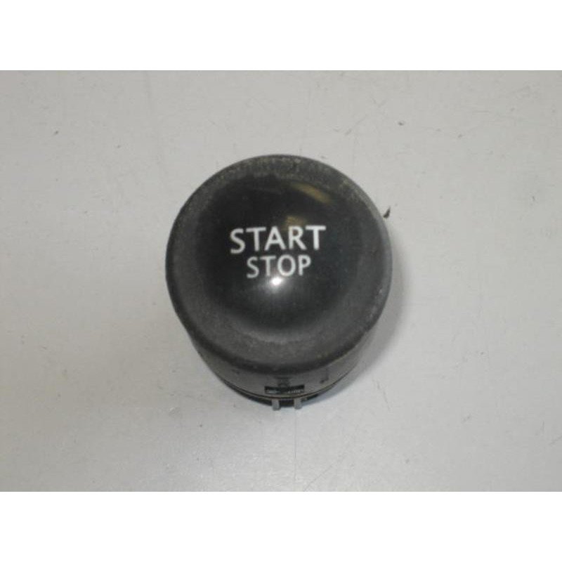 Bouton De Demarrage Renault Scenic 2 Phase 1 (1)
