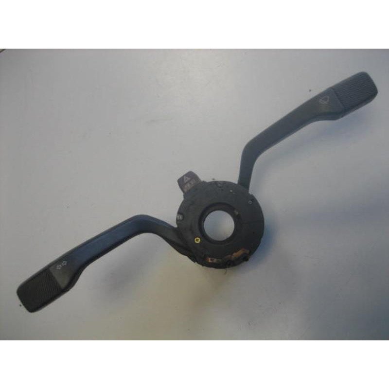 Com (bloc Contacteur Tournant+commodo Essuie Glace+commodo Phare) Volkswagen Golf 2 (1)