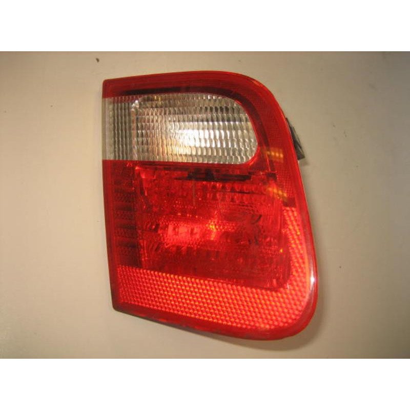 Feu Arriere Secondaire Gauche (feux) Bmw Serie 3 E46 Phase 1 (1)
