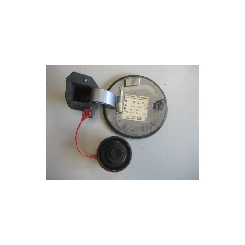 Trappe D'essence Opel Corsa D Phase 1 (1)