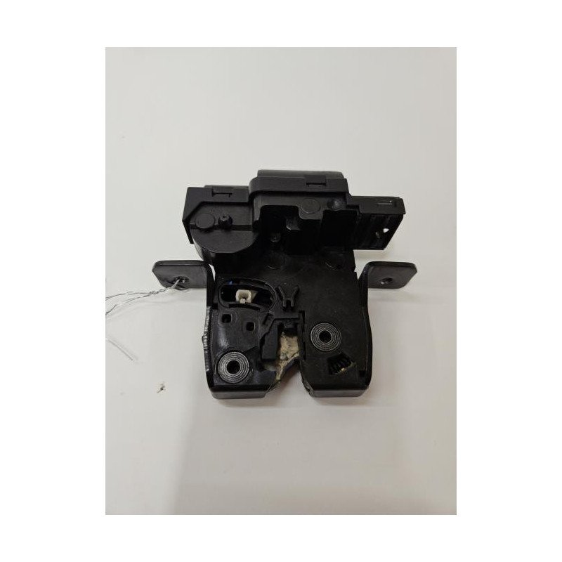 Serrure De Coffre Nissan Qashqai 1 Phase 2 (1)