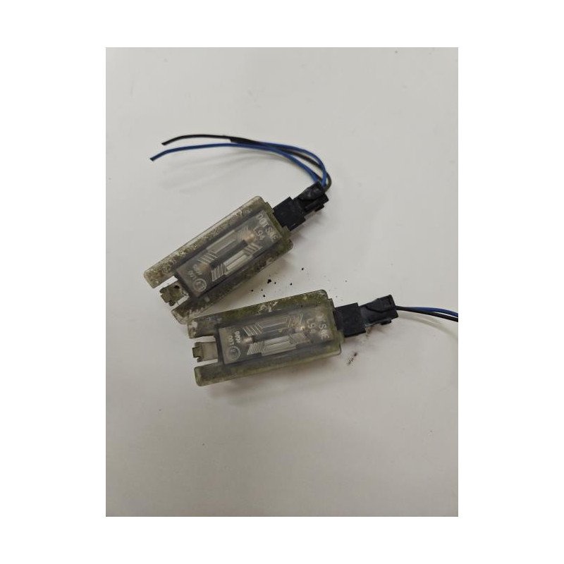 Eclairage De Plaque Renault Scenic 1 Phase 1 (1)