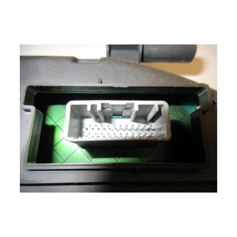 Compteur Renault Clio 3 Phase 2 Break (1)
