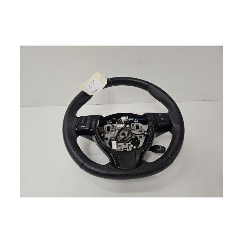 Volant Toyota Yaris 3 Phase 3 (1)
