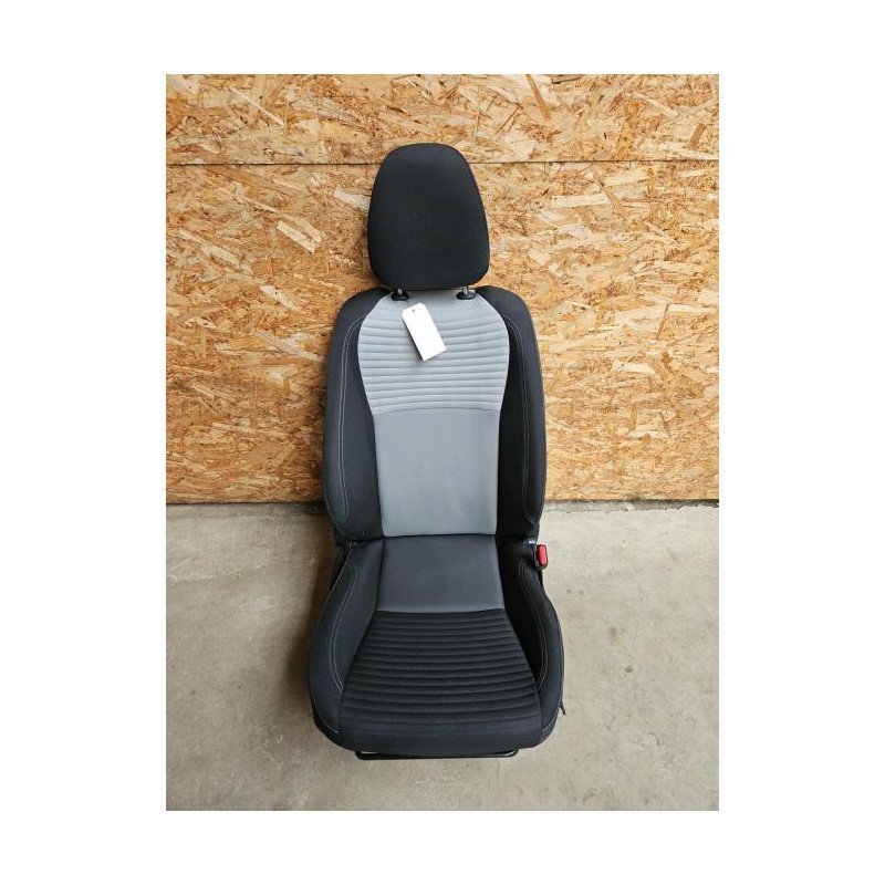 Siege Avant Droit Toyota Yaris 3 Phase 3 (1)