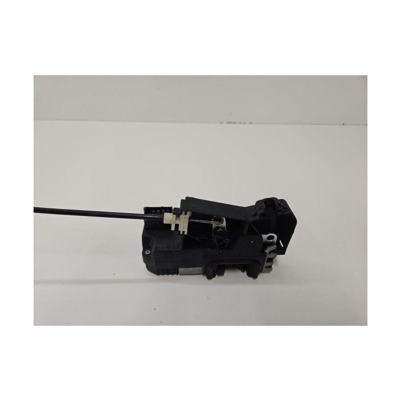 Serrure Avant Gauche Opel Corsa C Phase 2 (1)