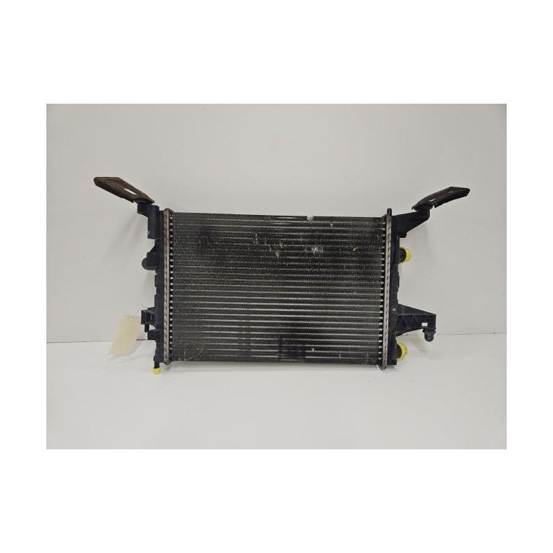 Radiateur Eau Opel Corsa C Phase 2 (1)